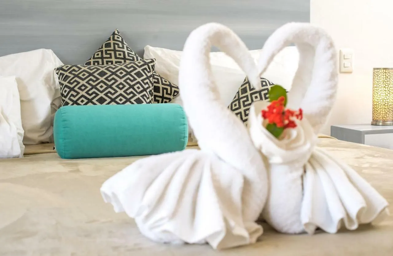 Apartmán Kuyaan Coral Suites By Holiday In Playa Playa del Carmen